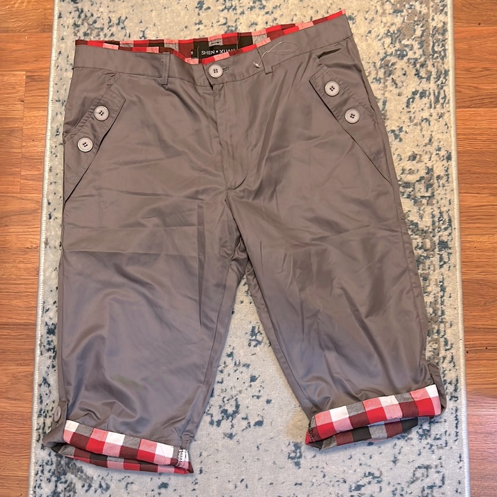 Super light weight grey pedal pushers